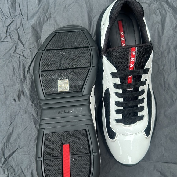 MEN PRADA SNEAKER BLACK/WHITE  Size 11 - Picture 4 of 14